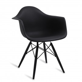  All Black XL Chair