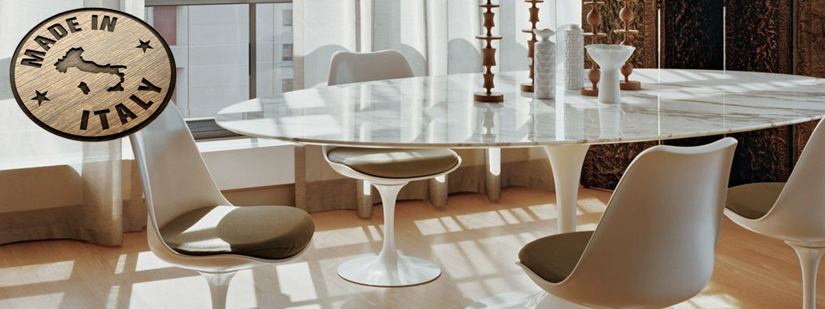 Mesa Oval Tulip de mármol carrara de dos metros